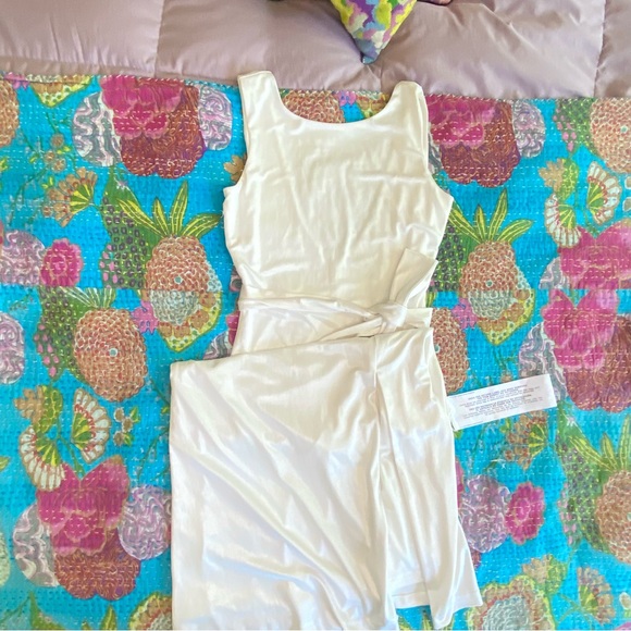 Dress The Population - NWT Karlie Sleeveless
Body-Con Midi Cocktail Dress White - Picture 7 of 16